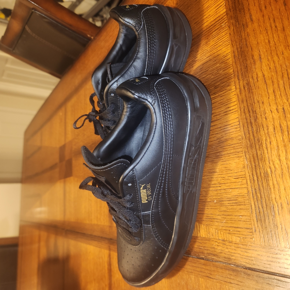 Puma Men's Black Sneakers